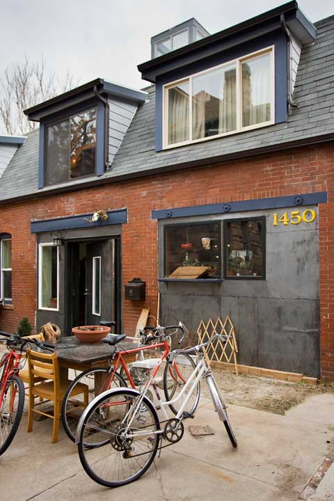 Dt-Detroit Street Carriage House